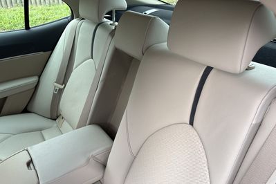 Toyota Camry Executive 2.5 Hybrid