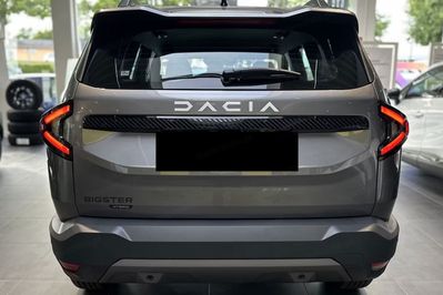 Dacia Bigster Expression 1.8 Full Hybrid