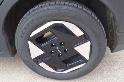 Kia EV3 81.4kWh Earth