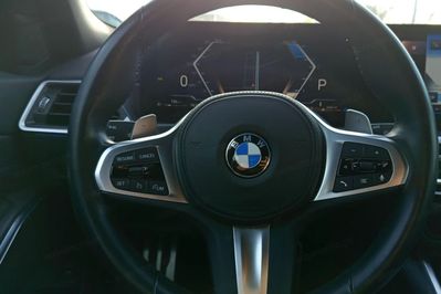 BMW Seria 3 320d xDrive M Sport sport-aut
