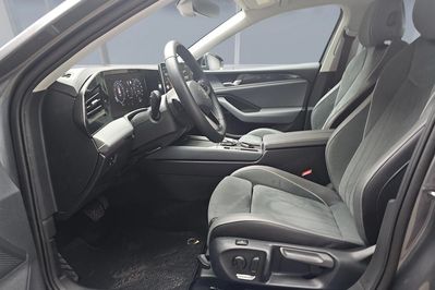 Volkswagen Passat TSI ACT mHEV Business DSG