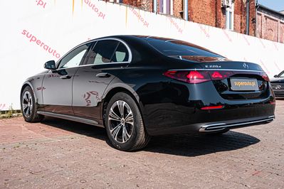 Mercedes E Klasa 220 d Avantgarde