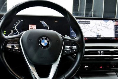 BMW Seria 3 318i aut