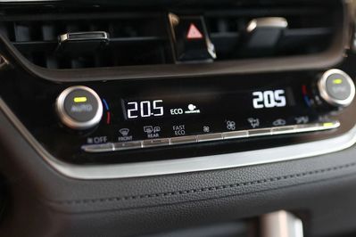 Toyota Corolla Cross 2.0 Hybrid Executive