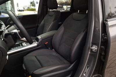 Mercedes Klasa B 250 e AMG Line