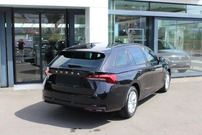 Skoda Octavia Drive Essence 1.5 TSI mHEV DSG