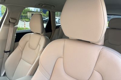 Volvo XC60 B4 D Momentum Pro