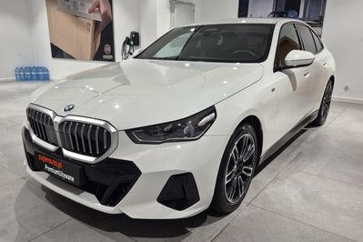 BMW Seria 5 520d xDrive mHEV M Sport aut