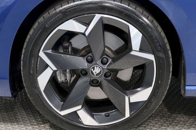 Skoda Superb Sportline 2.0 TDI 4x4  DSG