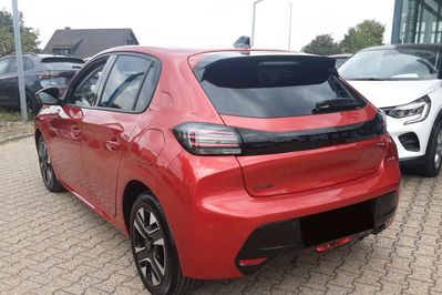 Peugeot 208 Allure e-DCS6  1.2 mHEV