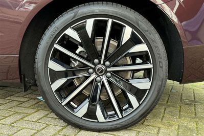 Volvo XC60 T6 Plug-In Hybrid AWD Ultra Dark