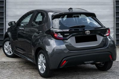 Toyota Yaris Comfort 1.5 Hybrid