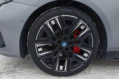 BMW i5 83.9kWh M60 xDrive