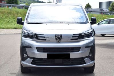 Peugeot Traveller Long L2H1 Business EAT8