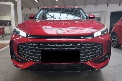 MG HS 1.5T HEV+ Exclusive aut