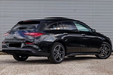 Mercedes CLA 200 AMG Line Shooting Brake
