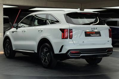 Kia Sorento 1.6 HEV M