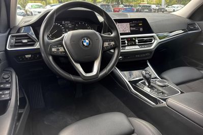 BMW Seria 3 318i