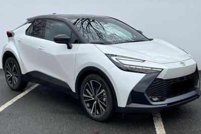 Toyota C-HR Executive 2.0 Plug-in Hybrid Dynamic Force