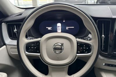 Volvo XC60 T6 Plug-In Hybrid AWD Plus Dark