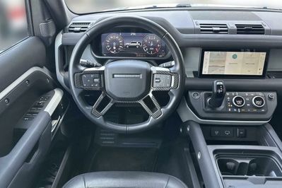 Land Rover Defender 110 3.0 P400 First Edition