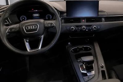 Audi A4 Avant 35 TFSI mHEV S Line S tronic