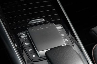 Mercedes EQA 250+ 70.5kWh AMG Line