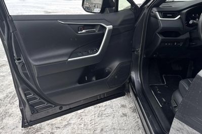 Toyota RAV4 Selection 2.5 Hybrid