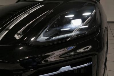 Porsche Cayenne Coupe S E-Hybrid Black Edition