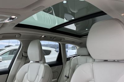 Volvo XC60 T8 AWD Plug-In Hybrid Polestar Engineered aut