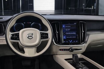 Volvo V60 B4 B Momentum Pro aut