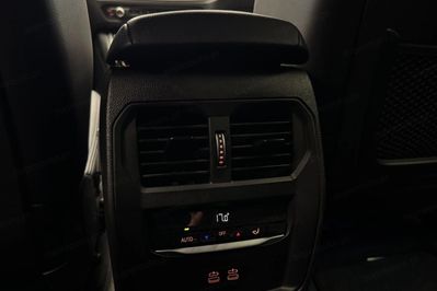 BMW Seria 3 330e PHEV xDrive M Sport aut