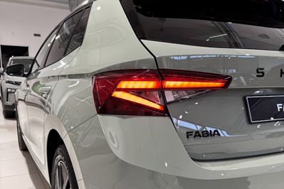 Skoda Fabia Drive 1.0 TSI DSG