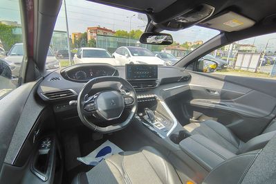 Peugeot 3008 1.2 Puretech Active Pack S&S EAT8