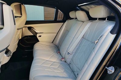 BMW Seria 7 740d xDrive M Sport