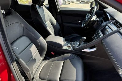 Jaguar E-Pace 2.0 i4D AWD R-Dynamic aut