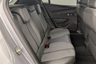 Peugeot 2008 ALLURE 1.2 PureTech