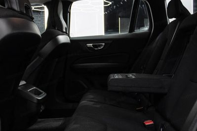 Volvo V60 B3 B Momentum Core