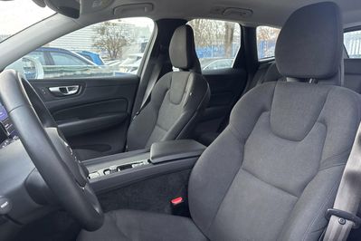 Volvo XC60 B4 B Momentum