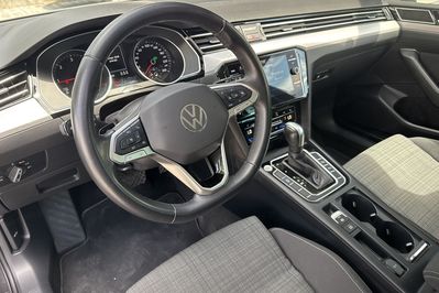Volkswagen Passat Business 2.0 TDI EVO  DSG