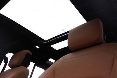 Land Rover Defender 110 D350 X-Dynamic HSE