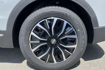 Chery Tiggo 7 Premium1.5 T-GDI Super Hybrid DHT