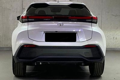Toyota C-HR Style 2.0 Hybrid Dynamic Force Plug-in