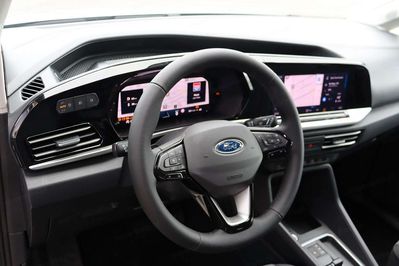 Ford Tourneo Connect PHEV Titanium A6