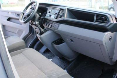 Volkswagen Transporter TDI L2H1