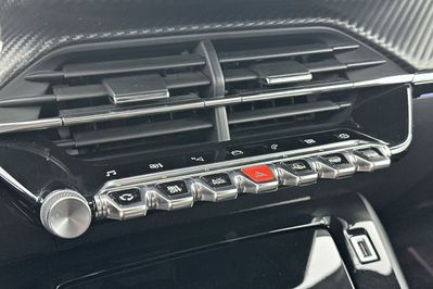 Peugeot 2008 GT 1.5 BlueHDI EAT8