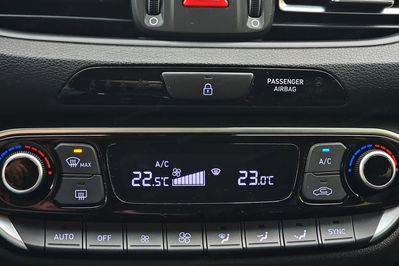 Hyundai i30 1.5 T-GDI Smart DCT