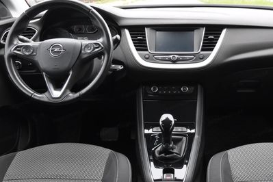 Opel Grandland X 1.2 T GPF Design Line S&S