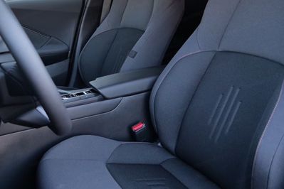 Toyota C-HR Style 1.8 Hybrid