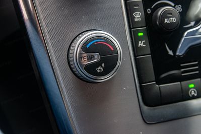 Volvo XC60 D4 Momentum Plus
